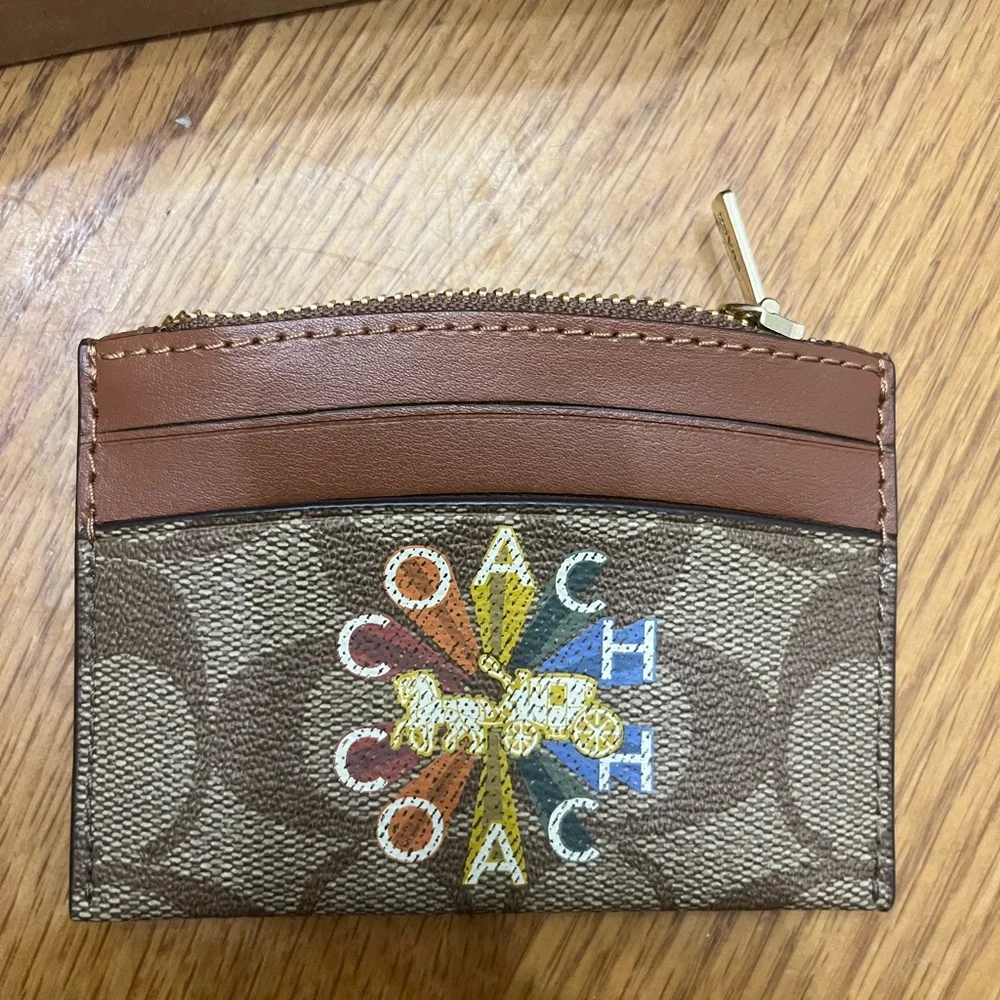 Coach Brown Card Holder NWT - Picture 2 of 5
